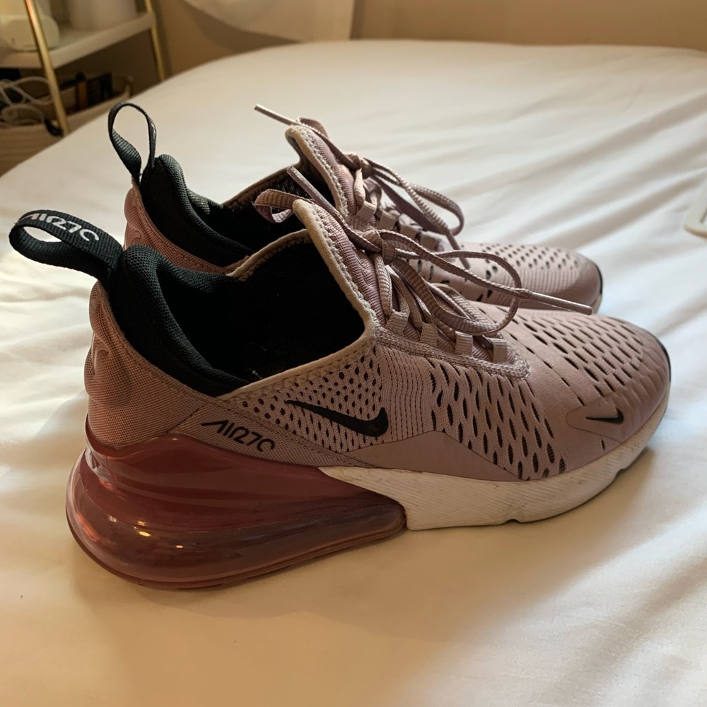 Women’s Nike 270 Mauve Air Max